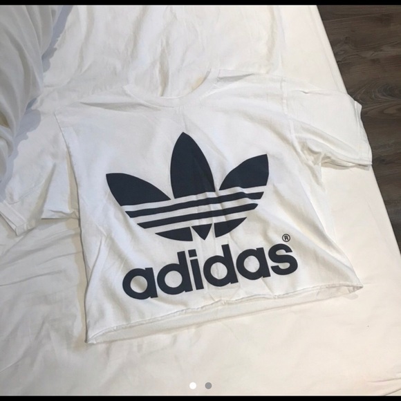 ADIDAS cropped basic tee